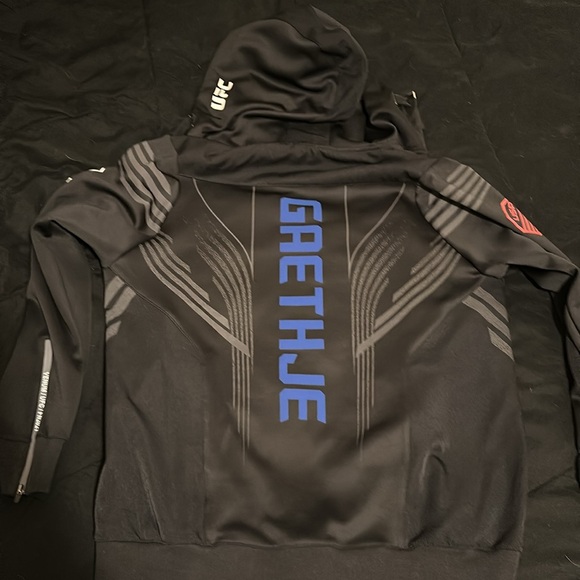 UFC Mens XL Venum zip Hoodie-Justin Gaethje - Picture 8 of 12